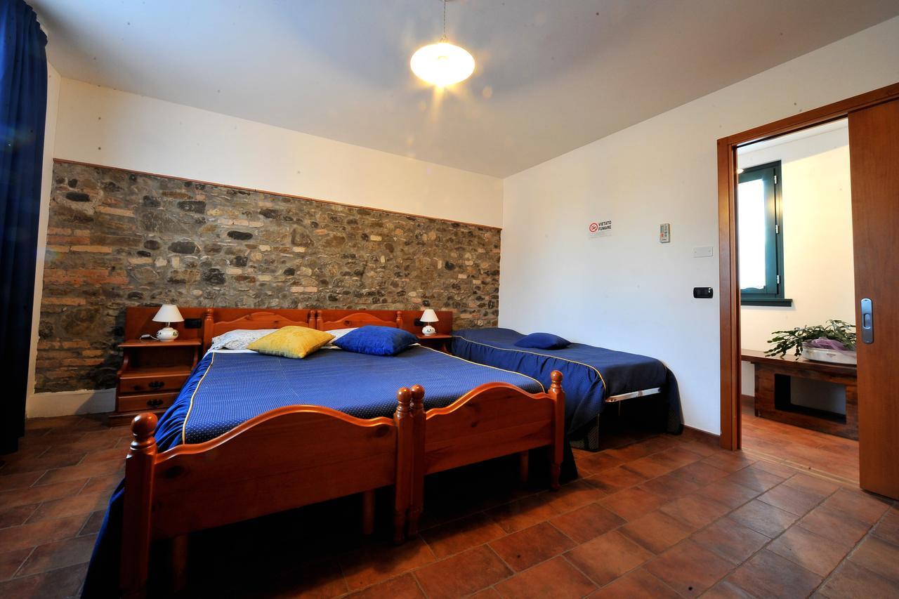Agriturismo Le Oche Selvatiche Lauzacco Exterior foto